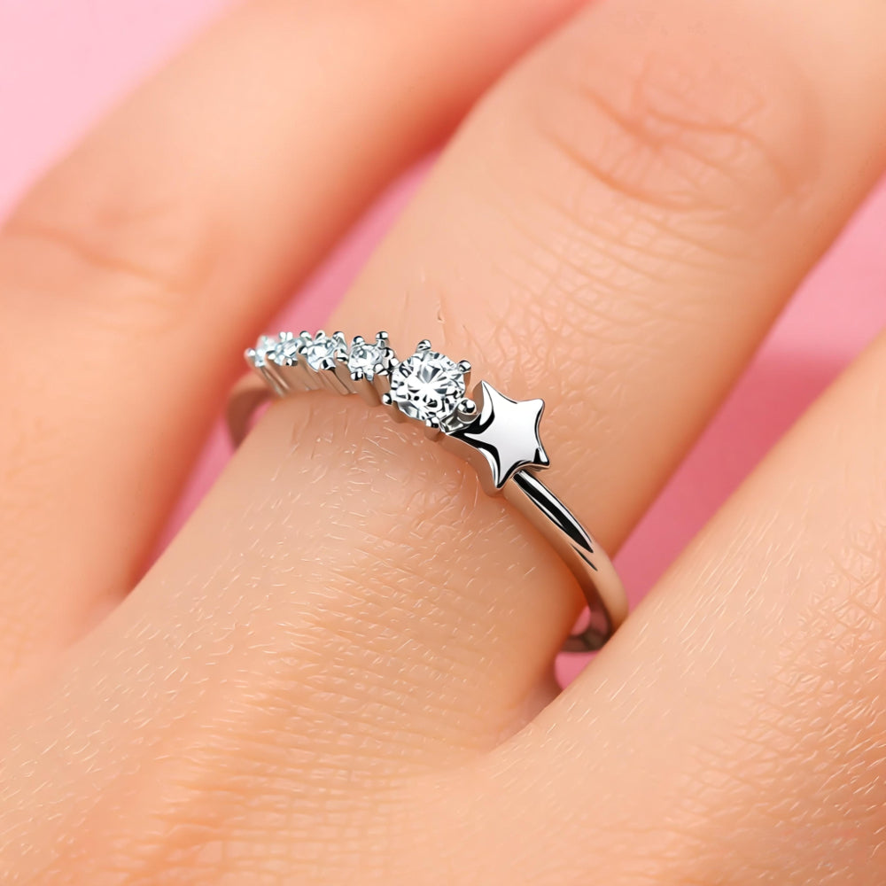 Serelle™ - Timeless Star CZ Ring