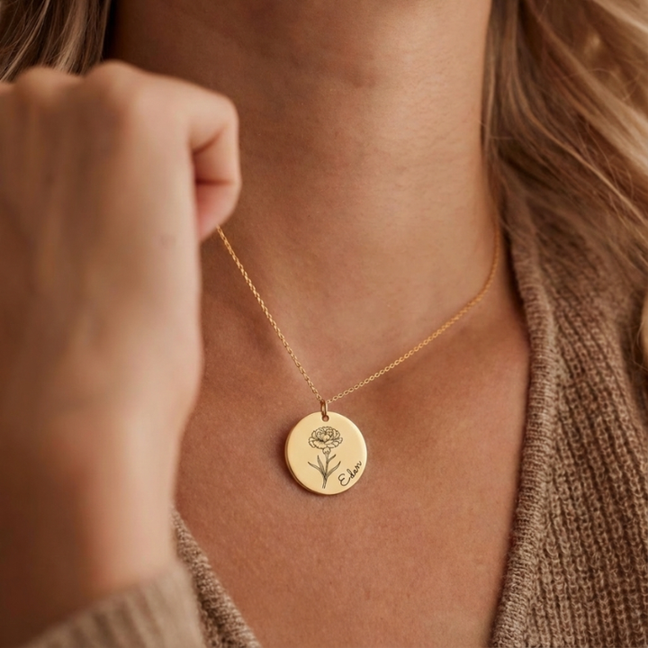 Paradiso™ - Engraved Birth Flower Necklace