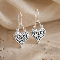 Élanne™ -Elegant Heart Dangle Earrings