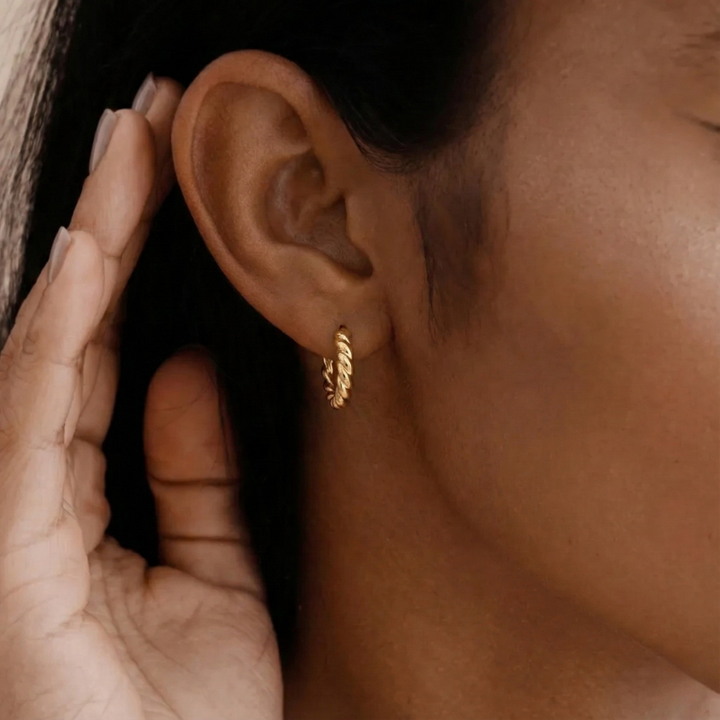 Madonna™ - Croissant-Inspired Hoop Earrings