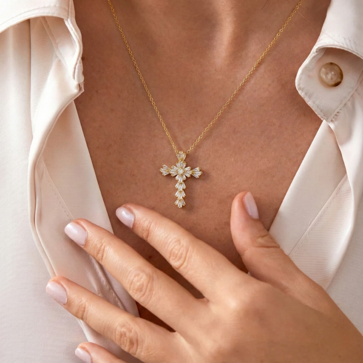 Luce Divina™ - Cross Necklace Pendant
