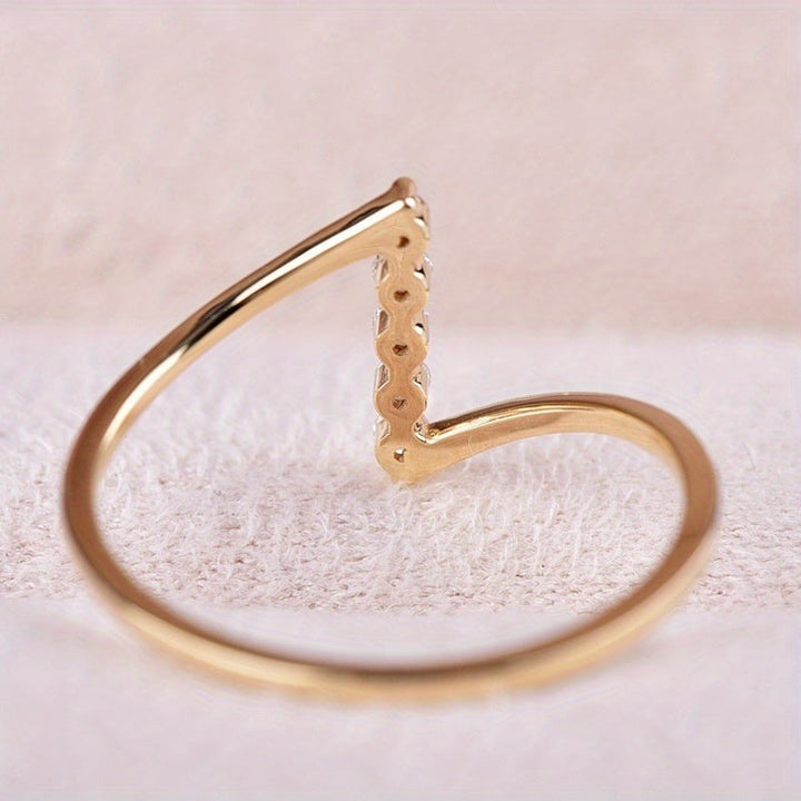 Delicate Z-Shaped Zirconia Ring in White Gold