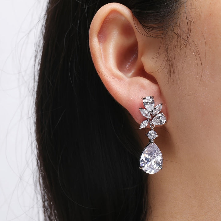Teardrop Floral White Gold Earrings