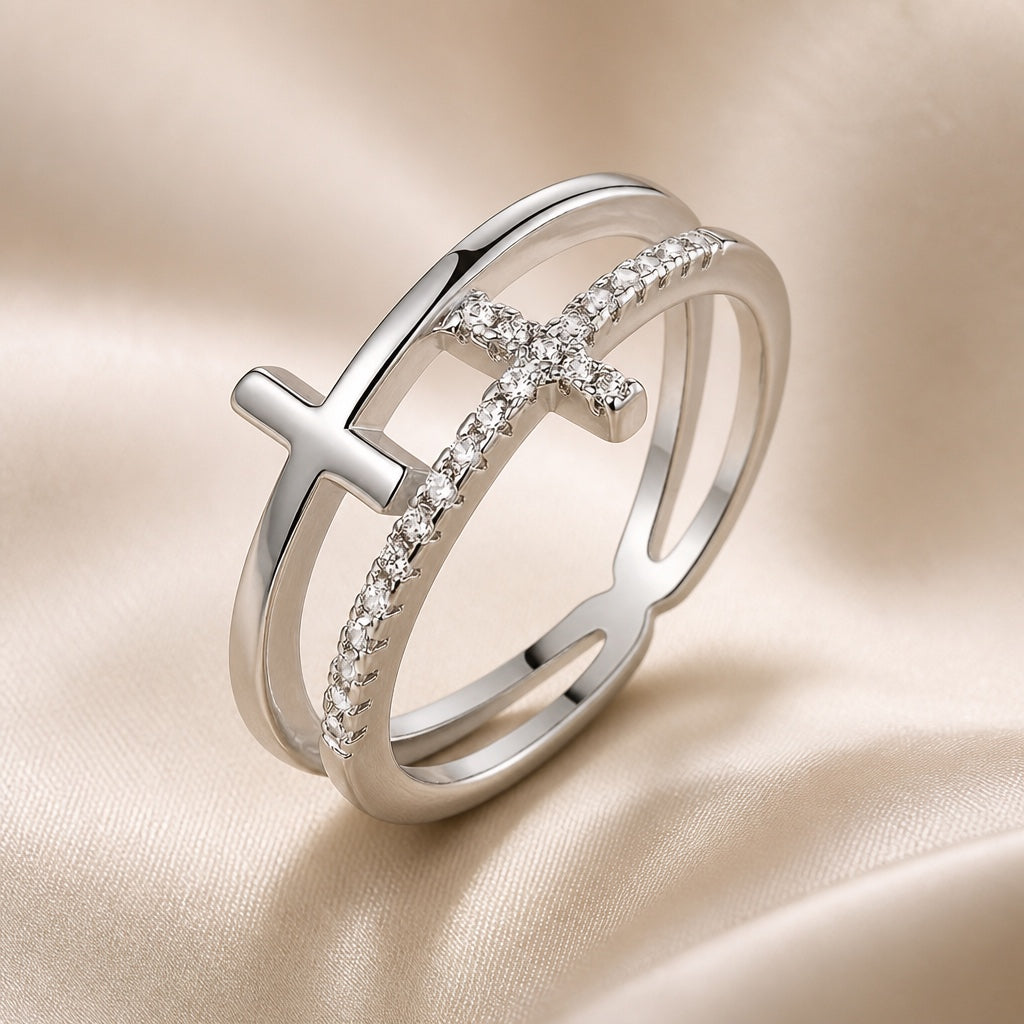 Double Layer White Gold Ring Featuring a Zirconia Cross