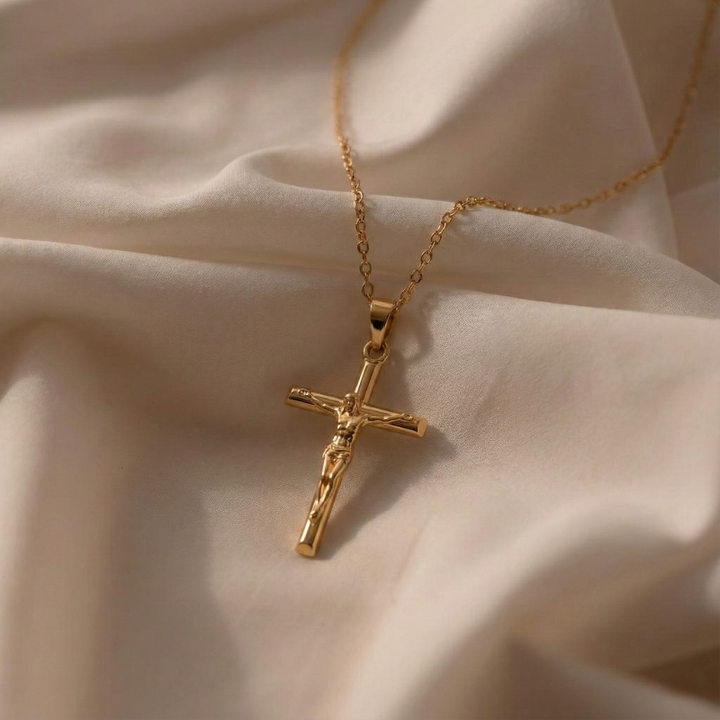 Venerata™ - Crucifix Pendant Necklace