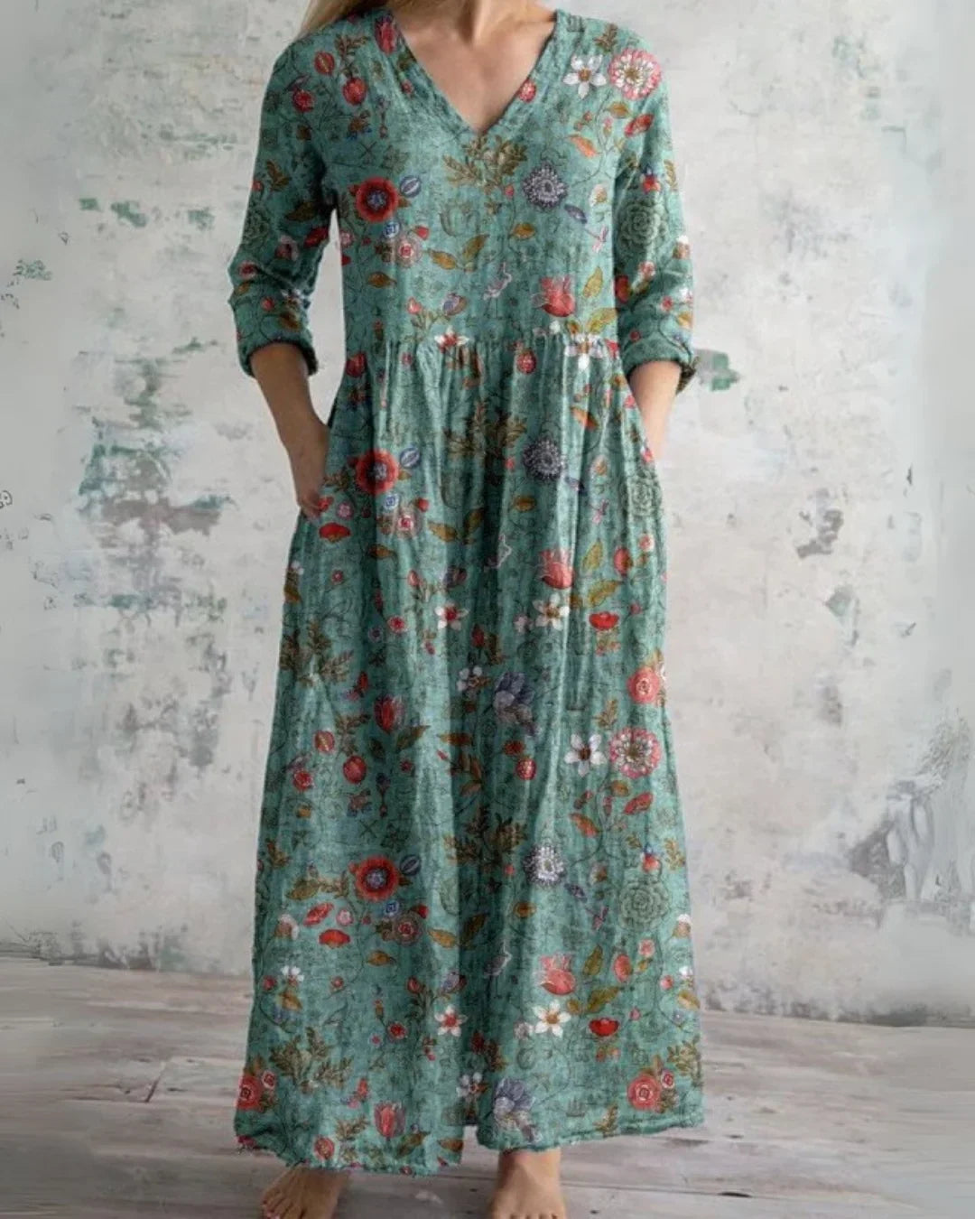 Irene™ - Vintage Floral Maxi Dress