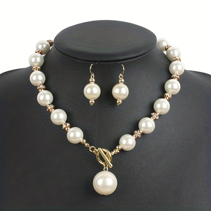 Set of Chunky Pearl Necklaces