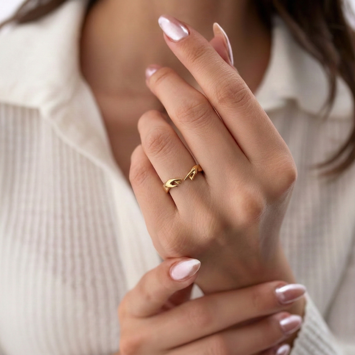 Ave Maria™ - Divine Touch Ring