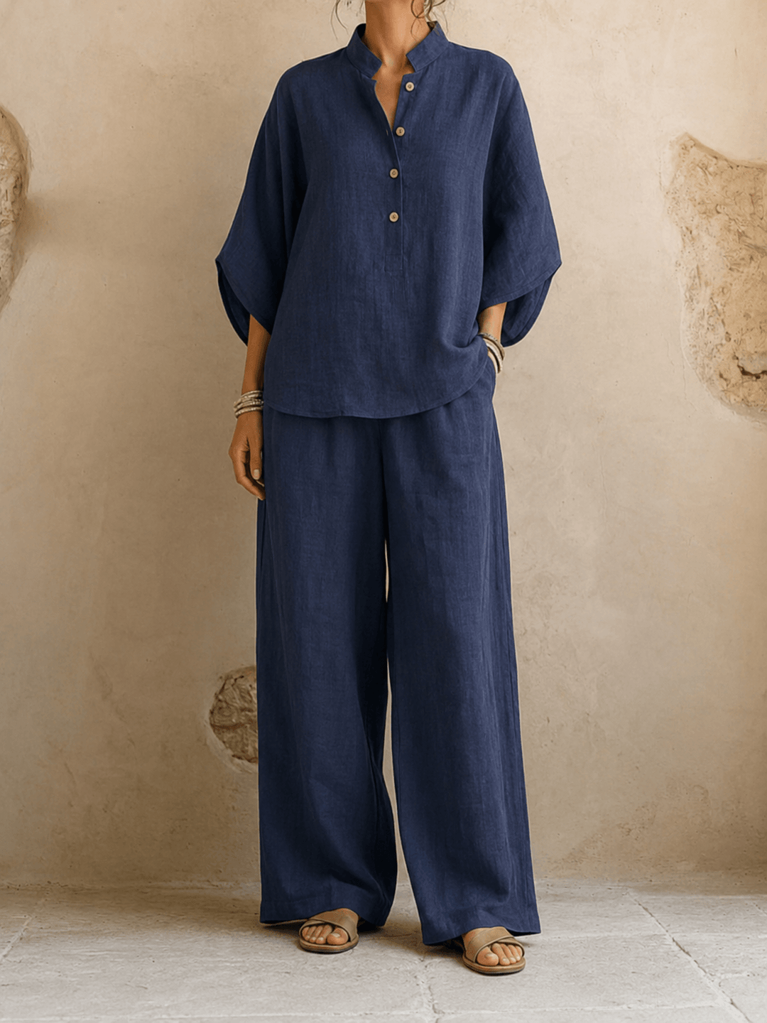 Verona - Batwing Sleeves and Wide-Leg Pants