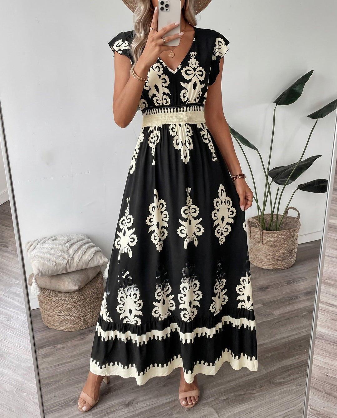 Enora™ - Floral Meadow Dress