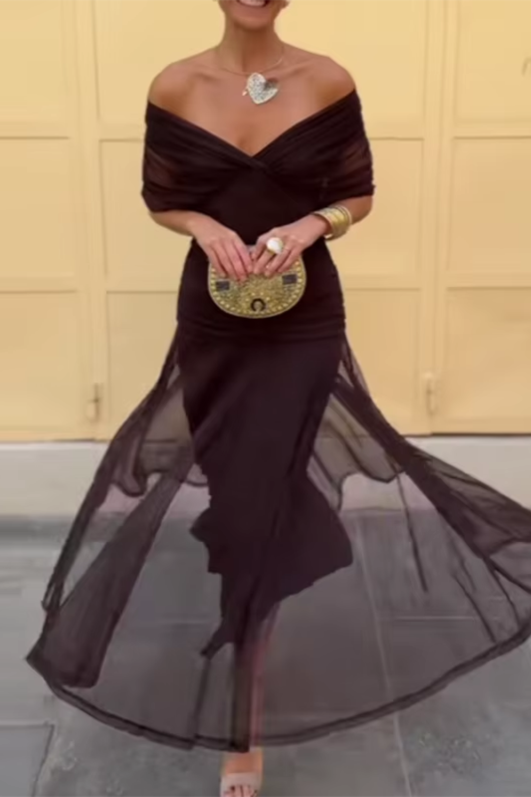 Louise™ - Elegant Maxi Dress with V-Neck