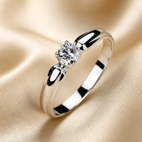 Minimalist Zirconia Design Ring in White Gold