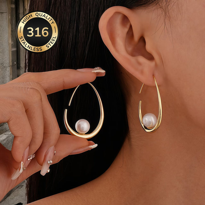 Hoop Earrings with Growing Pearls