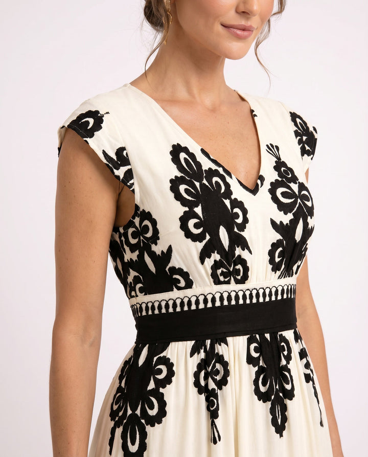 Enora™ - Floral Meadow Dress