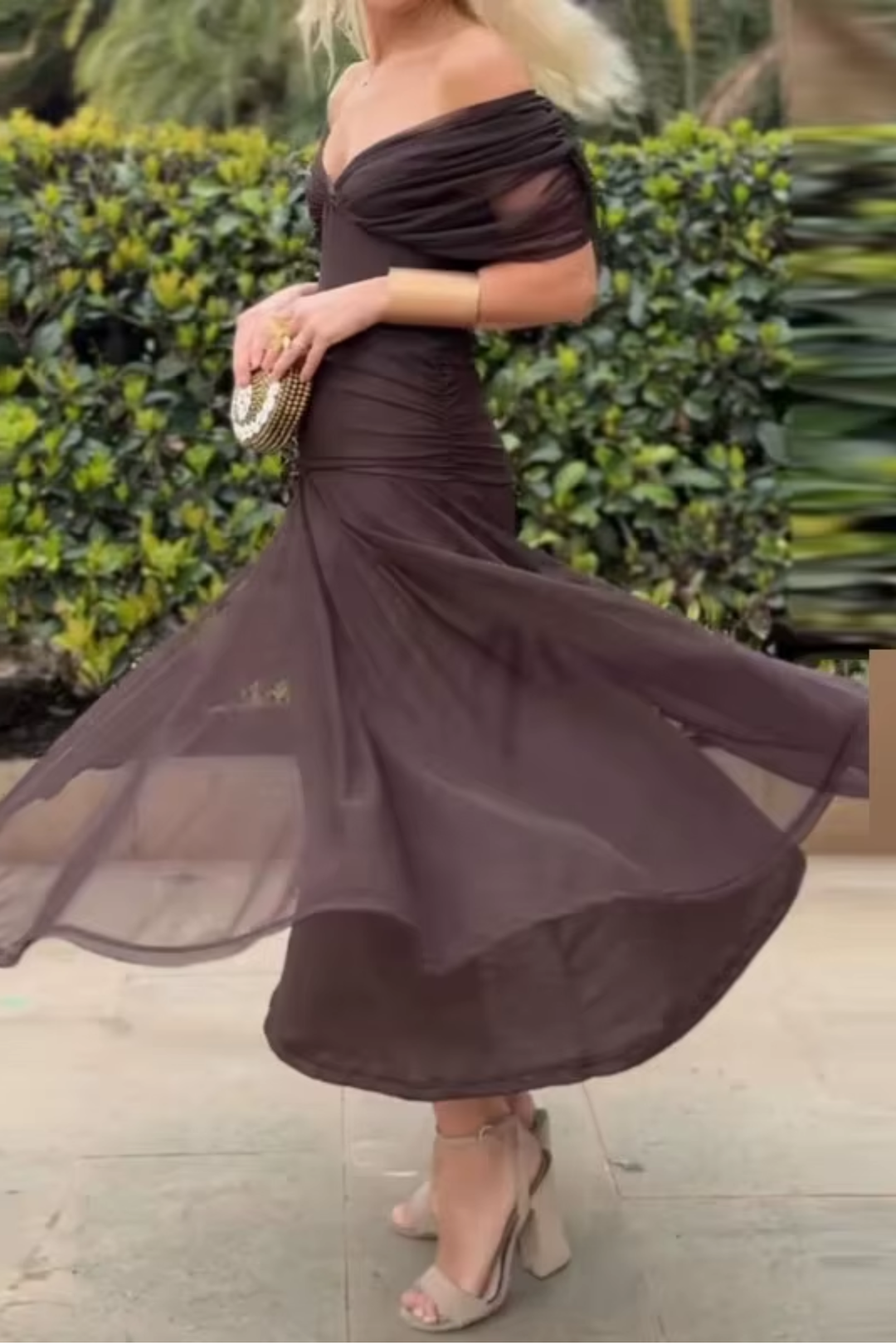 Louise™ - Elegant Maxi Dress with V-Neck