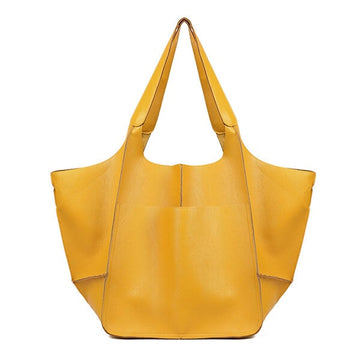 Colette™ | Leather Bag with Timeless Charm