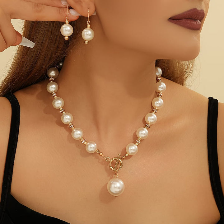 Set of Chunky Pearl Necklaces