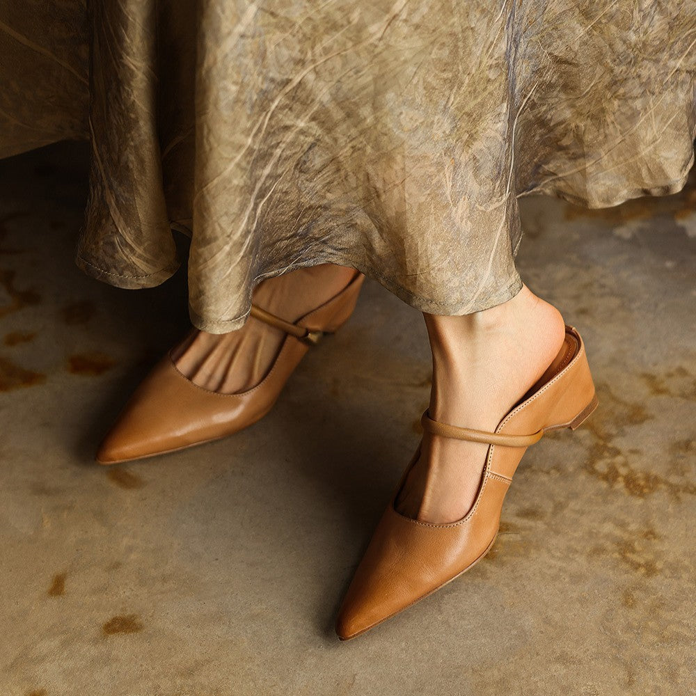 Beatrice pointed leather mule, three-quarter view