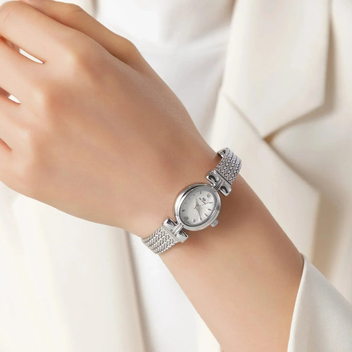 Amalie | Sleek Minimalist Timepiece