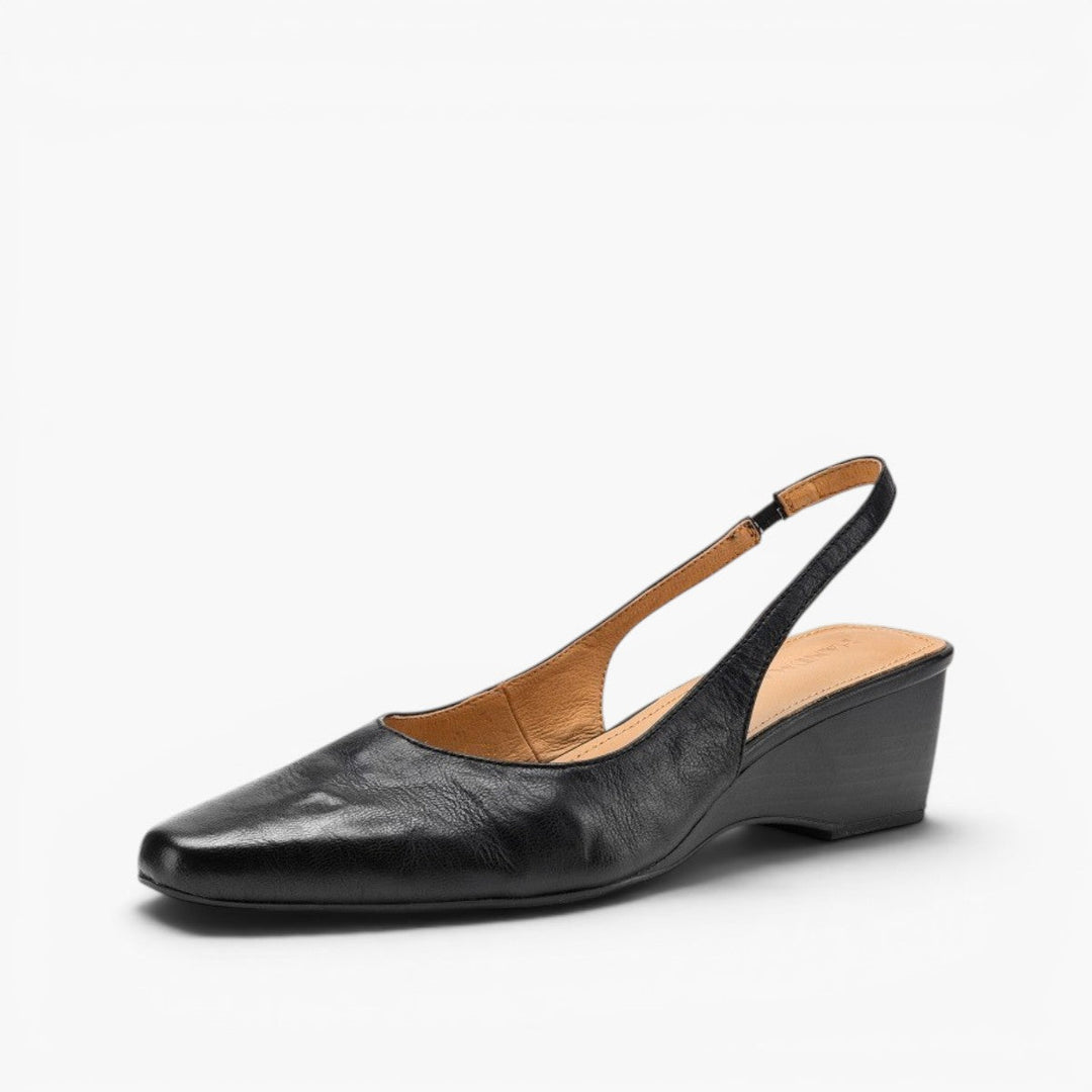 Lucille slingbacks, detail of cushioned leather insole