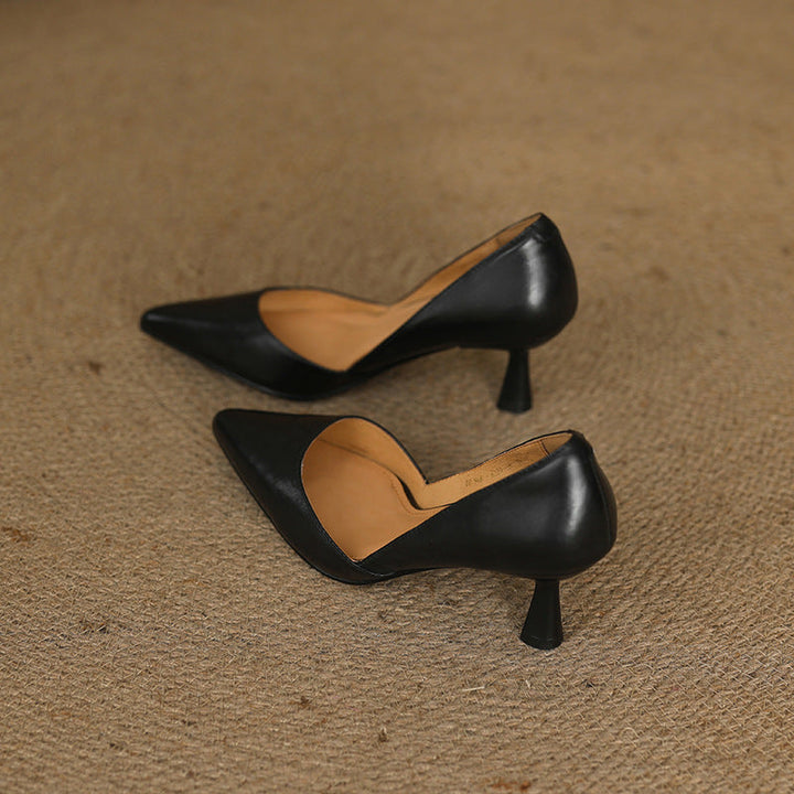 Gretchen | Pointed Leather Mid-Heel Pumps