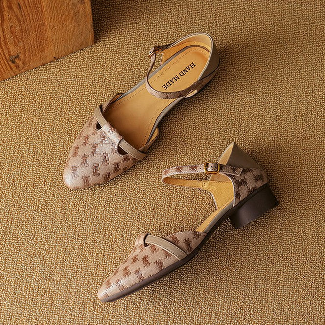Cynthia Mary-Janes, cushioned leather insole detail