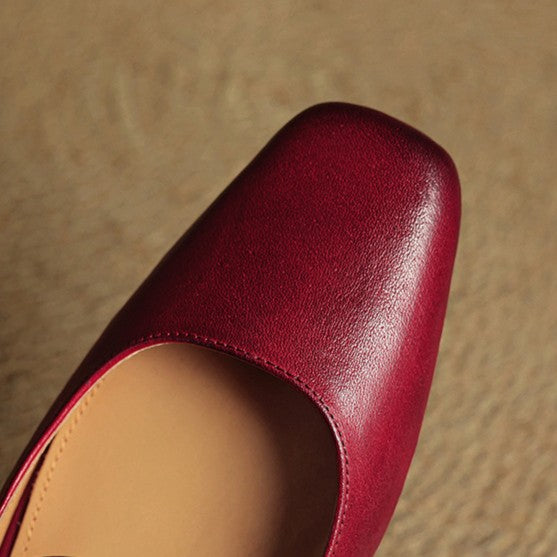 Soft leather lining and insole of a square-toe block mule