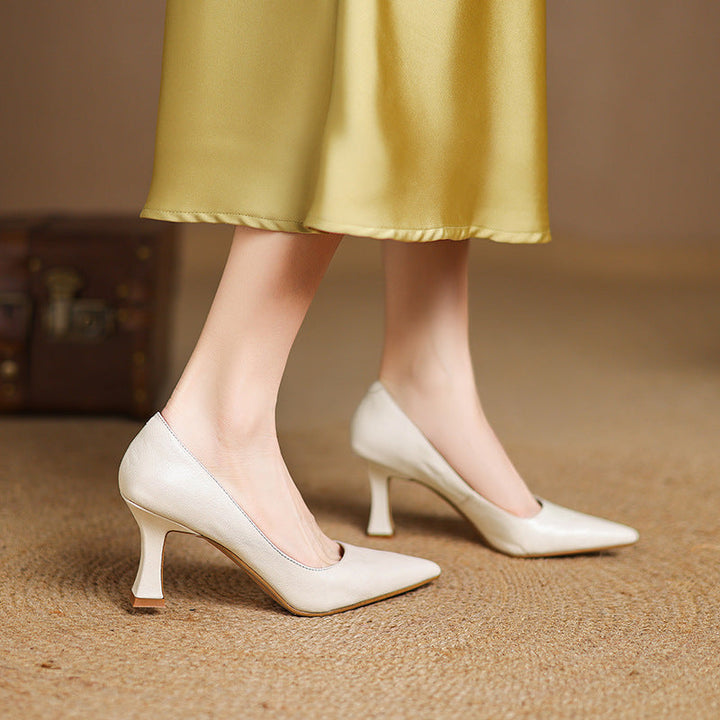 Onyx Black Bernice pumps photographed from above
