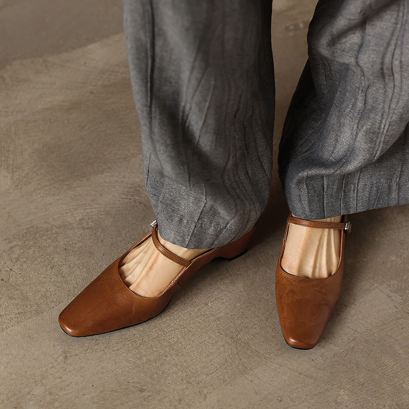 Square-toe leather mule, back view showing the 2-inch heel