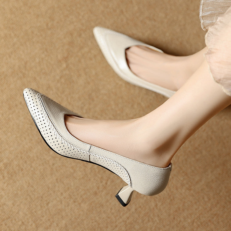 Close-up of kitten heel on Odette leather pumps