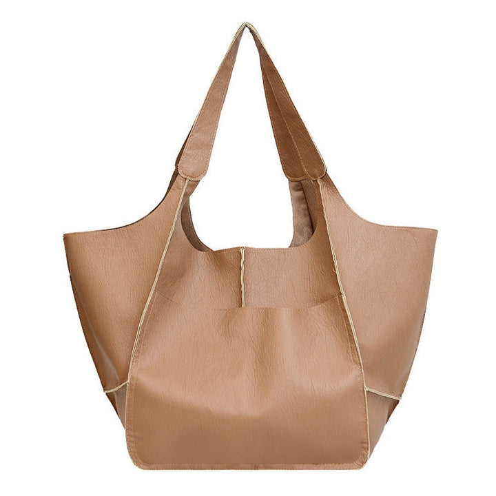 Colette™ | Leather Bag with Timeless Charm