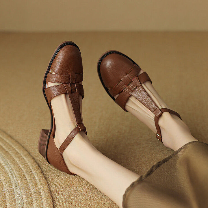 Geraldine heels, close-up of breathable woven cutwork