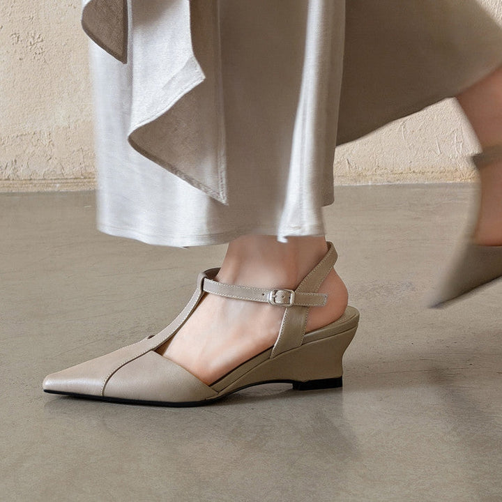 Close-up of wedge heel on Phoebe leather heels