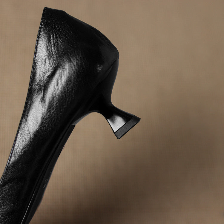 Marion | Pointed Leather Low Pumps