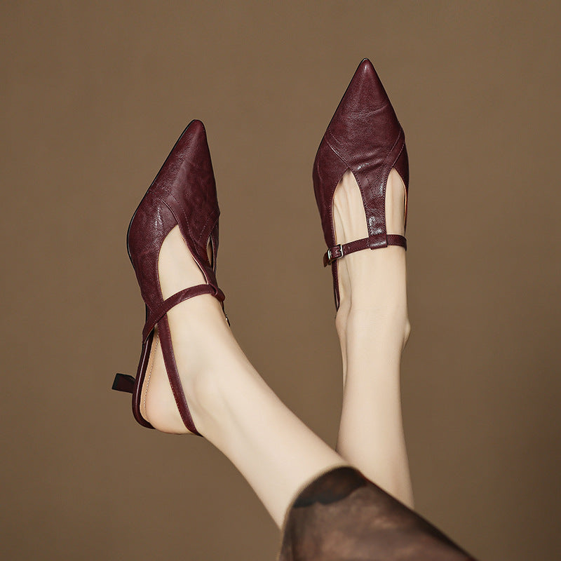 Close-up of heel on Estelle leather slingbacks