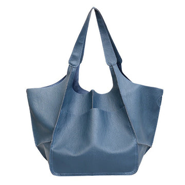 Colette™ | Leather Bag with Timeless Charm