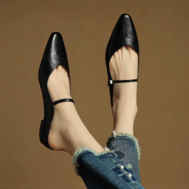Close-up of flexible sole on Rosalyn leather mules