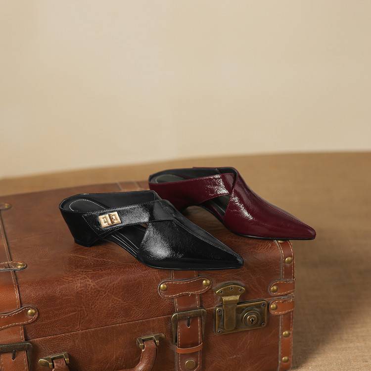 Iris | Pointed Leather Heeled Mules