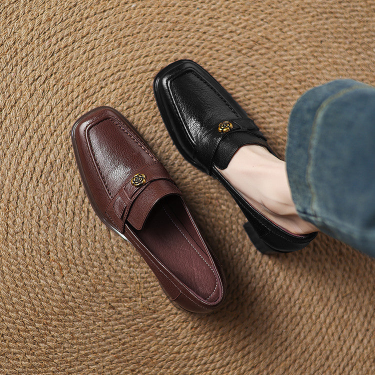 Sylvie loafer pumps, leather insole detail