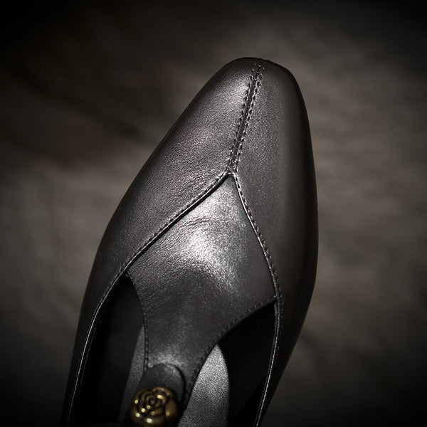 Corinne | T-Strap Leather Block Pumps