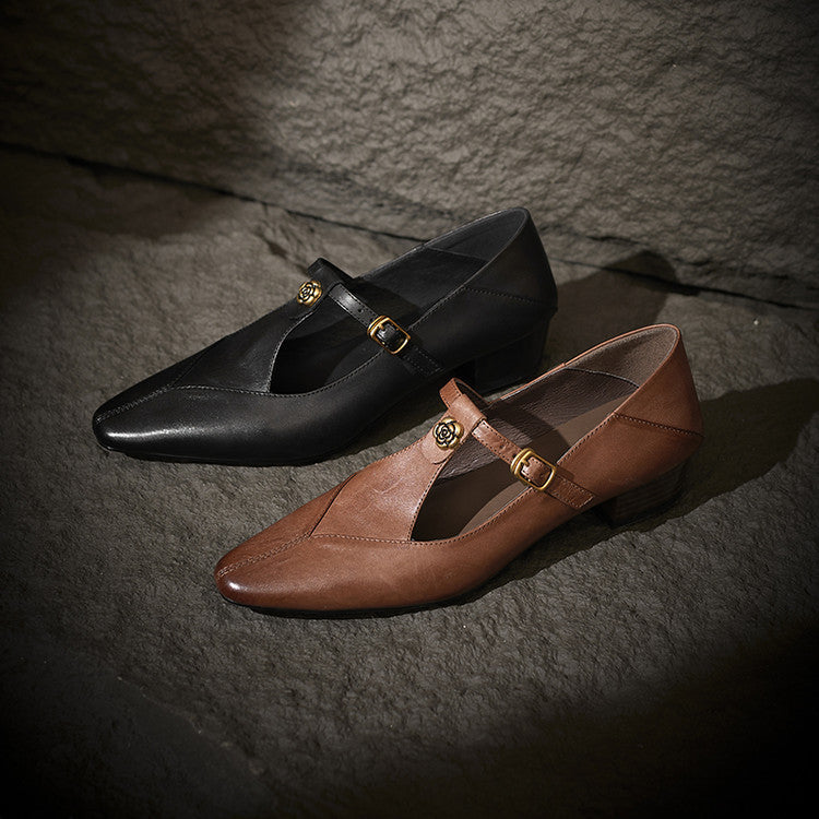 Corinne pumps worn with tailored trousers