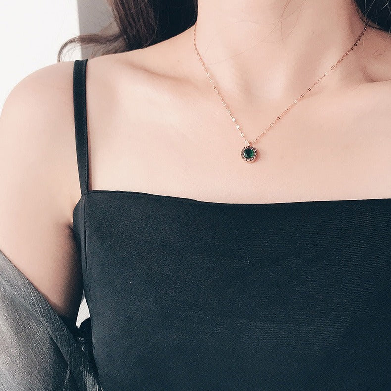 Aloro™ - Emerald Green Pendant Necklace