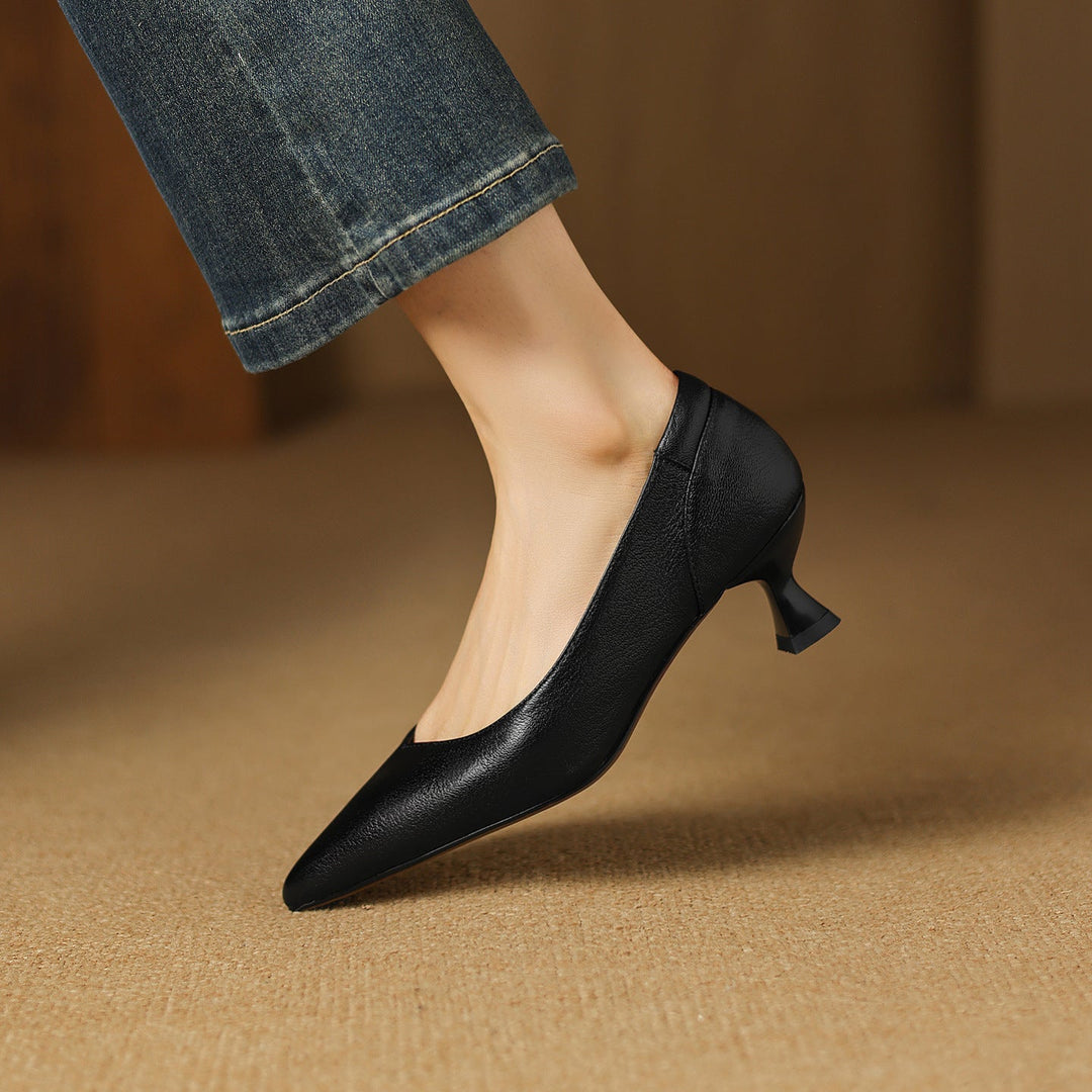 Yvonne | Pointed Leather Kitten-Heel Pumps