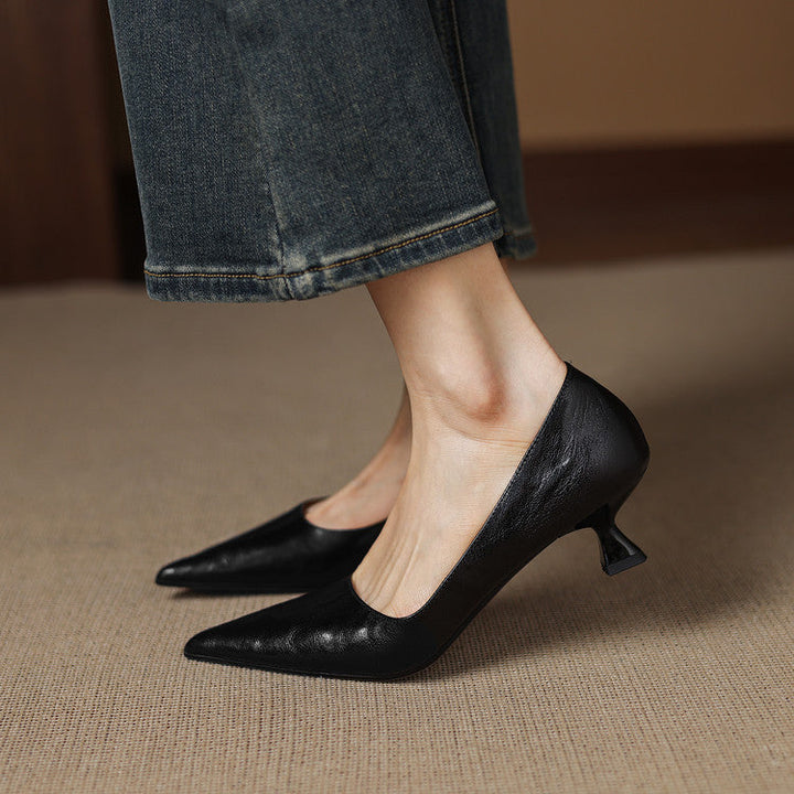 Marion | Pointed Leather Low Pumps