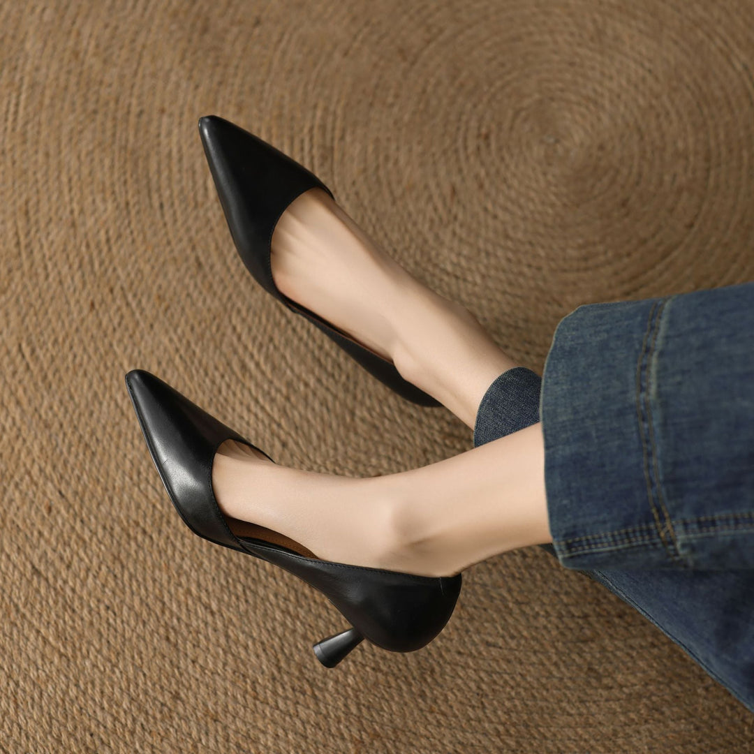 Gretchen | Pointed Leather Mid-Heel Pumps