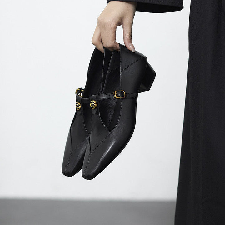 Sole and heel detail of Corinne leather T-strap pumps