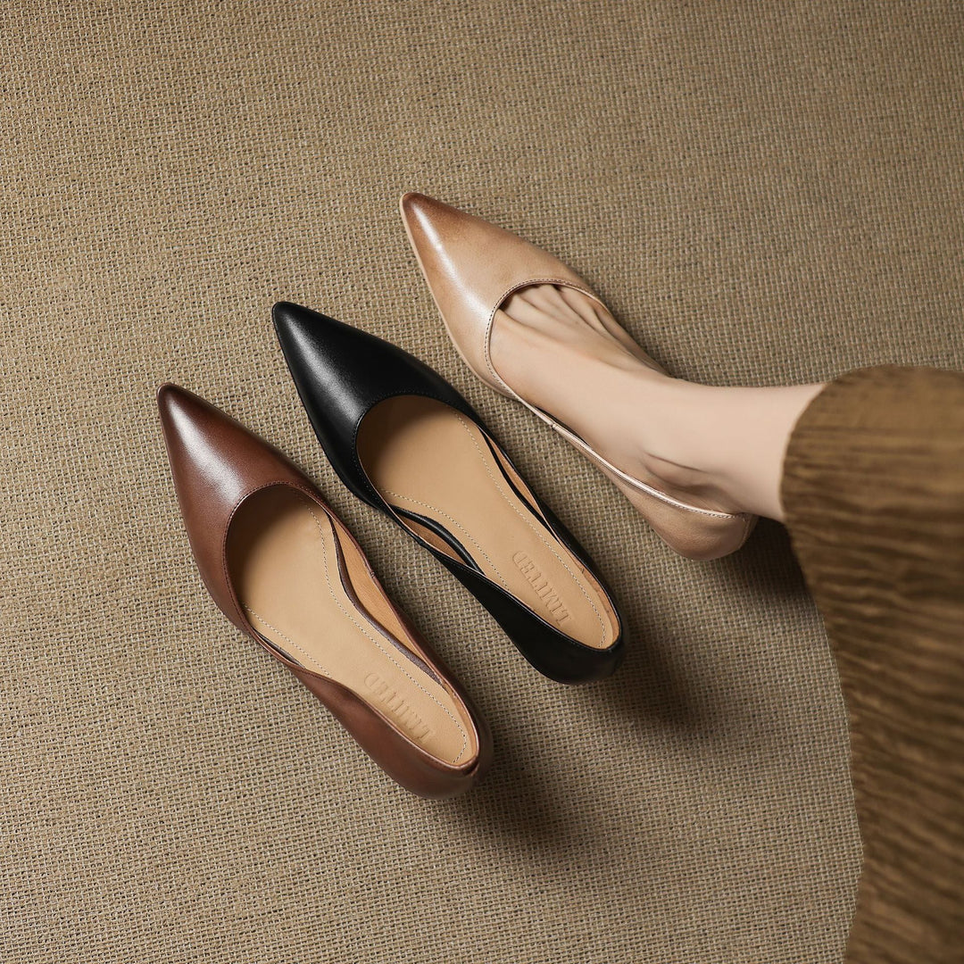 Sole detail of a leather kitten heel pump