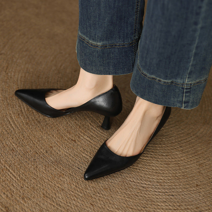 Gretchen | Pointed Leather Mid-Heel Pumps