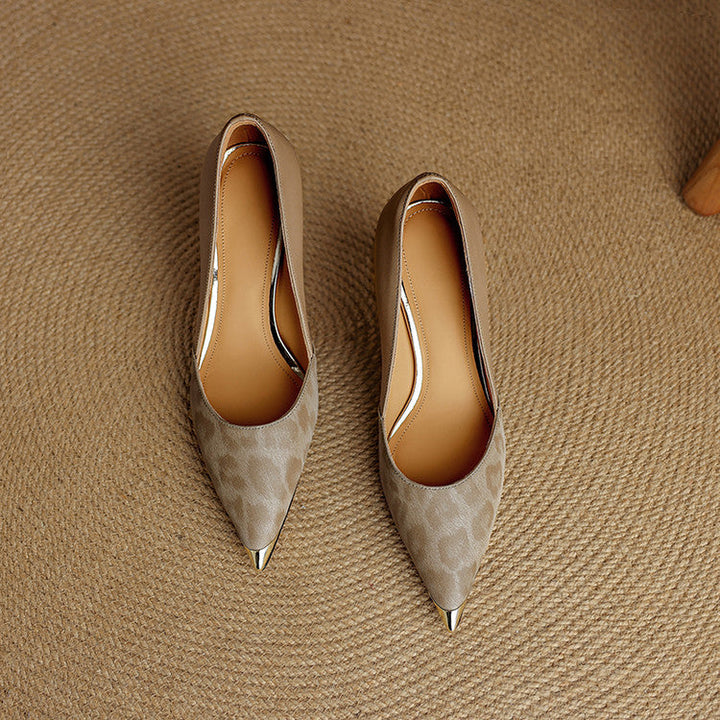 Sole and heel detail of Vanessa leopard-toe leather heels