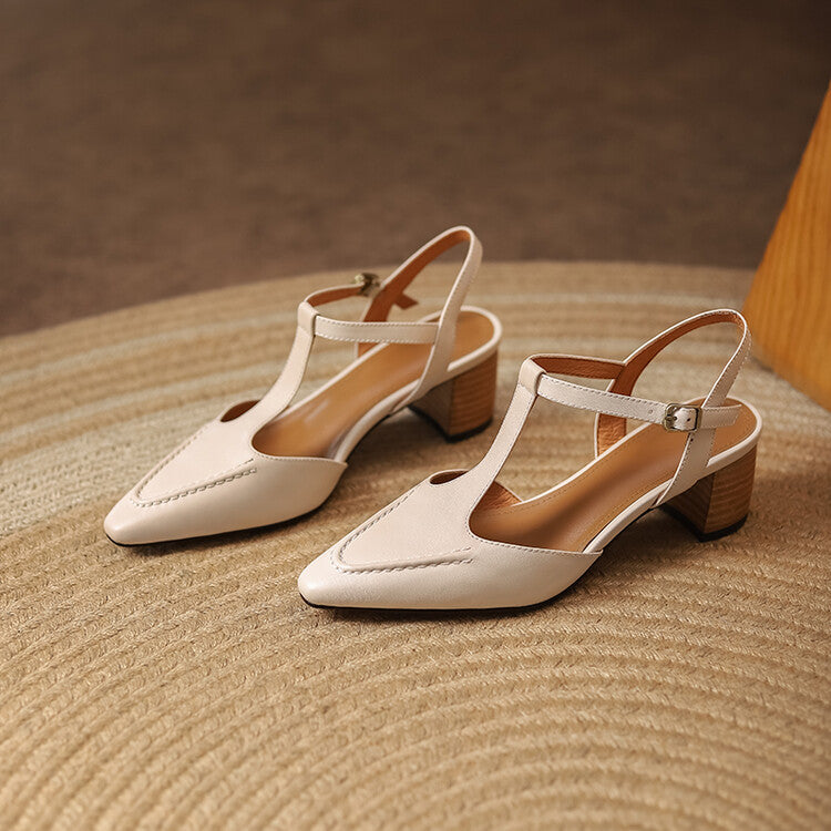 Sole and heel detail of Paulette leather T-strap heels